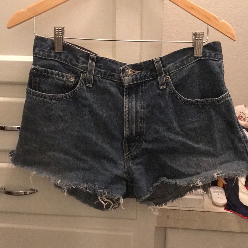 Levi cut offs